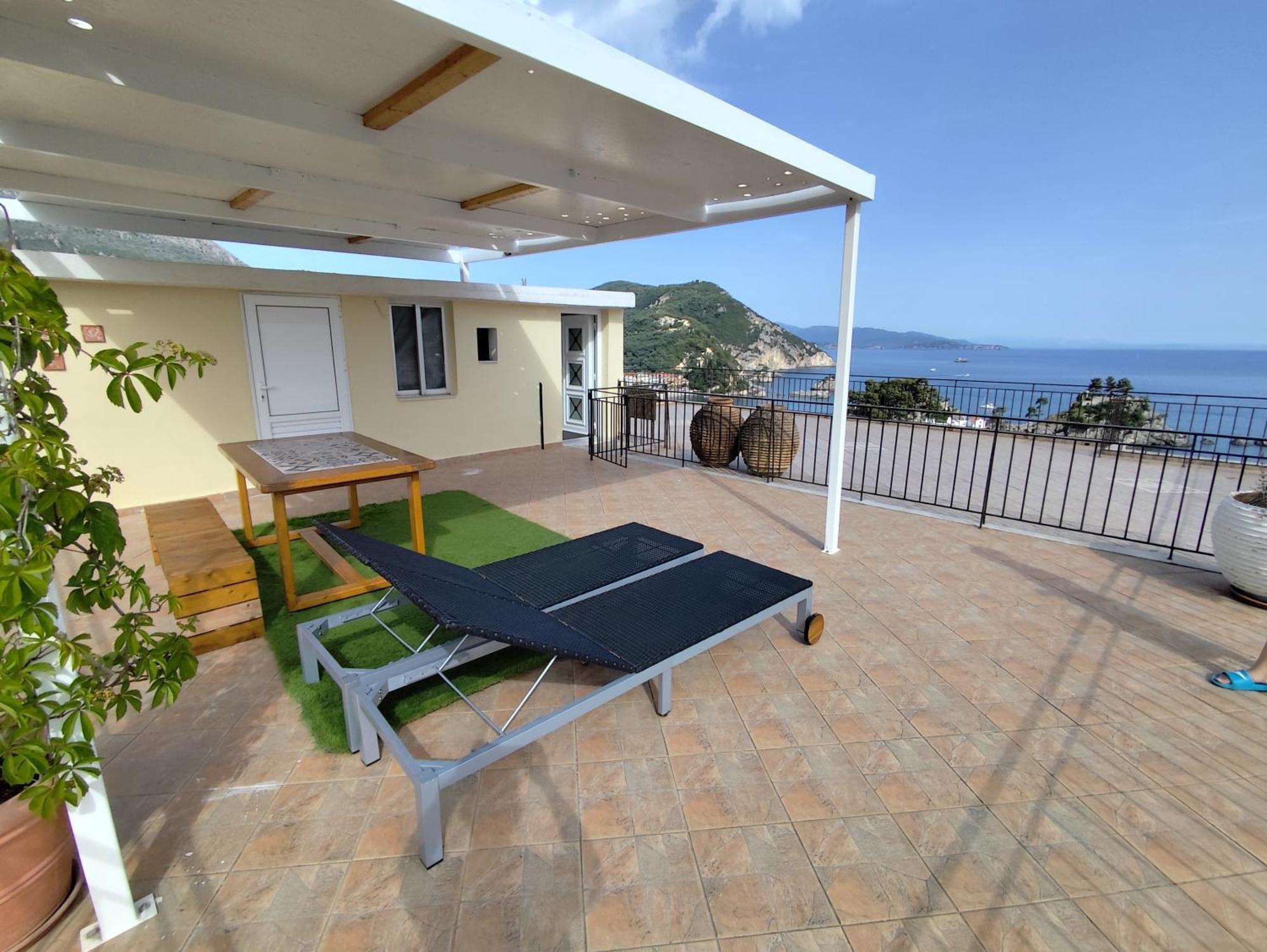 Zotos Residence Parga Exterior photo
